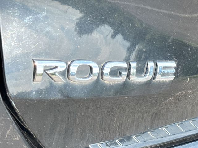 Thumbnail: 2015 Nissan Rogue - 20