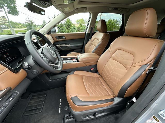 Thumbnail: 2025 Nissan Pathfinder - 11
