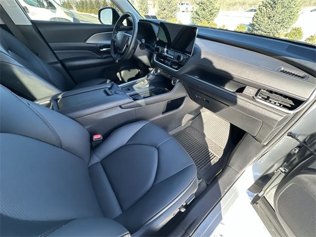 Thumbnail: 2024 Toyota Grand Highlander - 12