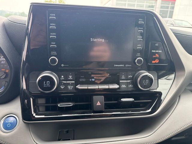Thumbnail: 2020 Toyota Highlander - 6