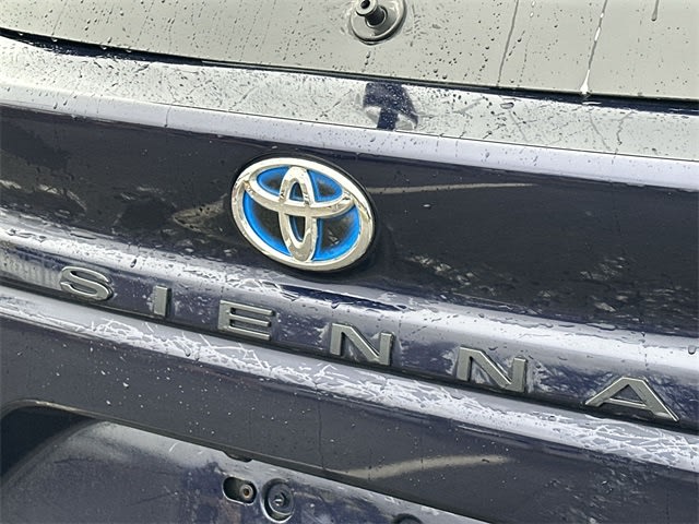 Thumbnail: 2022 Toyota Sienna - 7