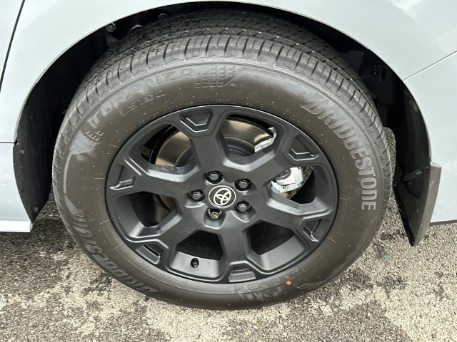 Thumbnail: 2026 Toyota Sienna - 7