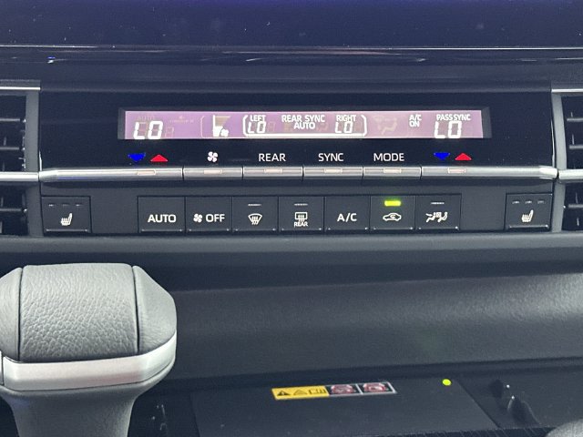 Thumbnail: 2026 Toyota Sienna - 19