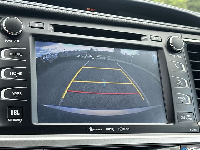 Thumbnail: 2016 Toyota Highlander - 22