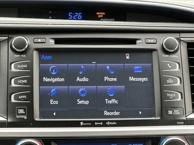 Thumbnail: 2016 Toyota Highlander - 20