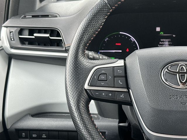 Thumbnail: 2021 Toyota Sienna - 17