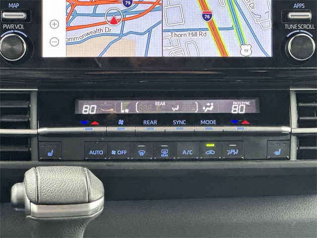 Thumbnail: 2023 Toyota Sienna - 23