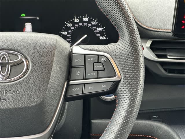 Thumbnail: 2023 Toyota Sienna - 19