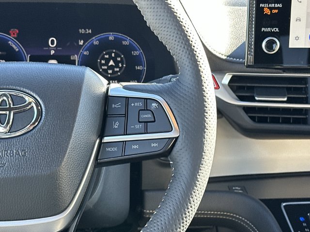 Thumbnail: 2026 Toyota Sienna - 17