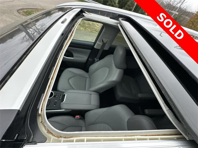 Thumbnail: 2022 Toyota Highlander - 18