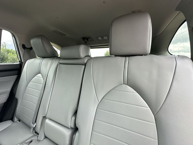 Thumbnail: 2020 Toyota Highlander - 11