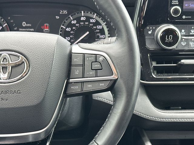 Thumbnail: 2020 Toyota Highlander - 17