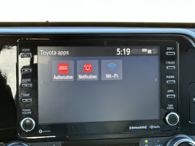 Thumbnail: 2022 Toyota Highlander - 23