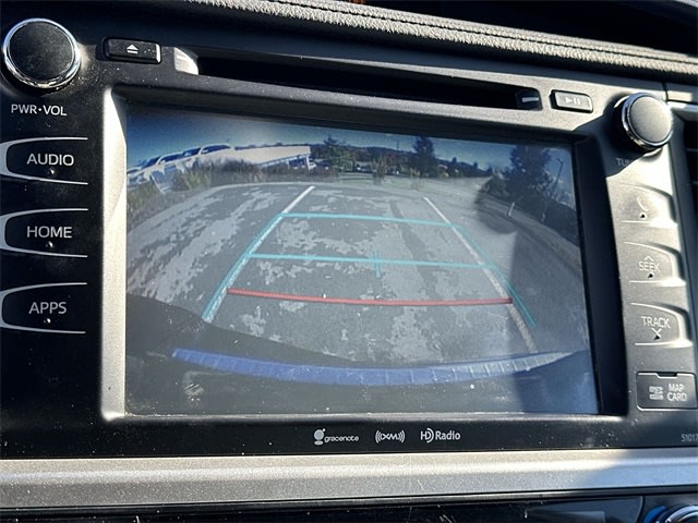 Thumbnail: 2017 Toyota Highlander - 21