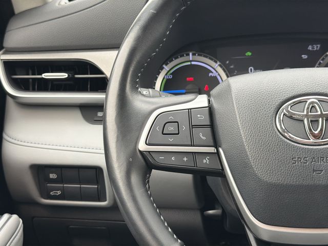 Thumbnail: 2023 Toyota Highlander - 18