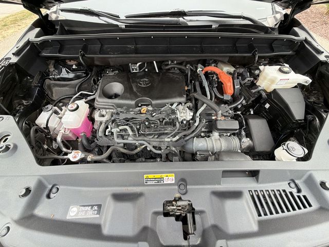 Thumbnail: 2023 Toyota Highlander - 9