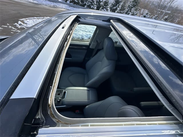 Thumbnail: 2024 Toyota Highlander - 18