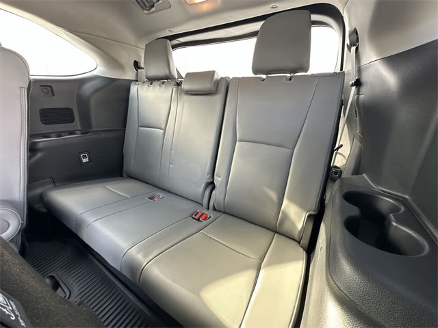 Thumbnail: 2024 Toyota Highlander - 26