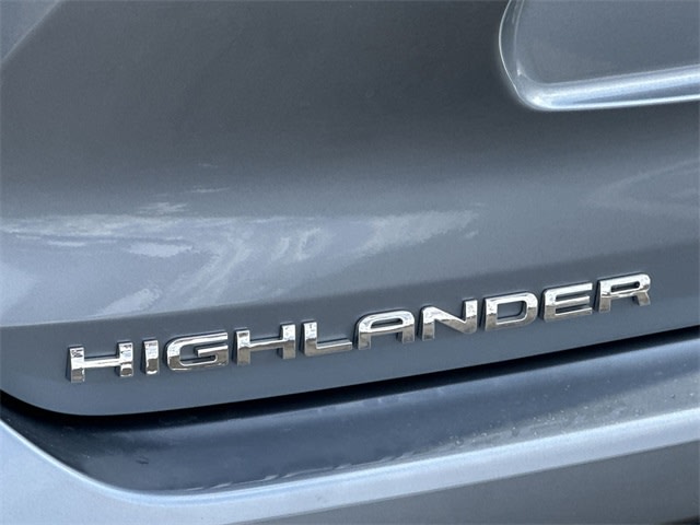 Thumbnail: 2024 Toyota Highlander - 33