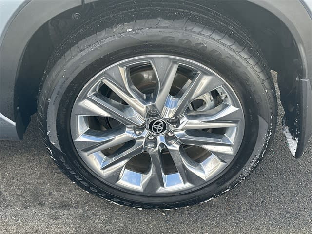 Thumbnail: 2024 Toyota Highlander - 8