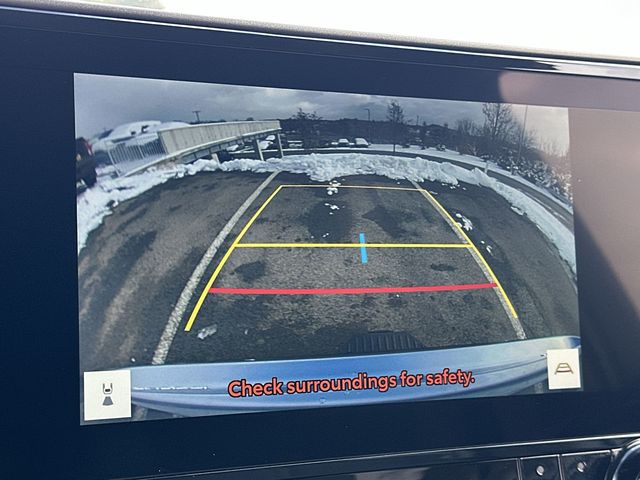 Thumbnail: 2024 Toyota Highlander - 23