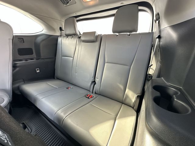 Thumbnail: 2024 Toyota Highlander - 26