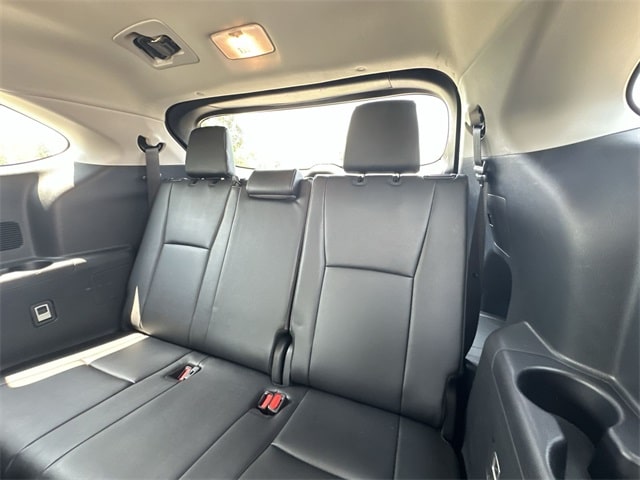 2024 Toyota Highlander XLE 9