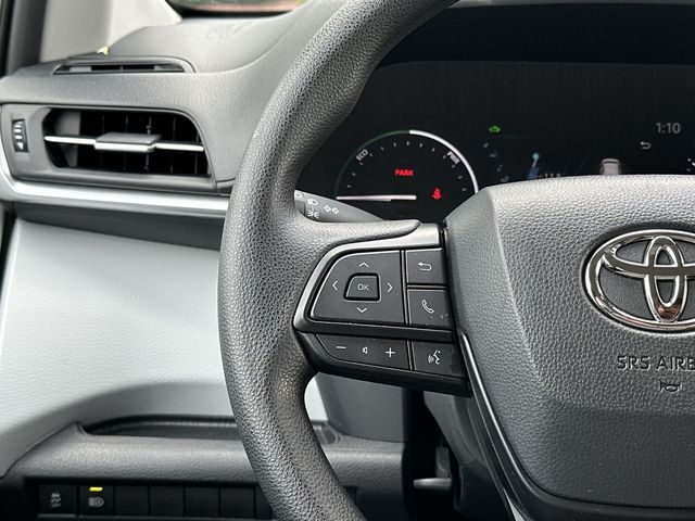 Thumbnail: 2026 Toyota Sienna - 14