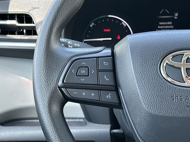 Thumbnail: 2024 Toyota Sienna - 17