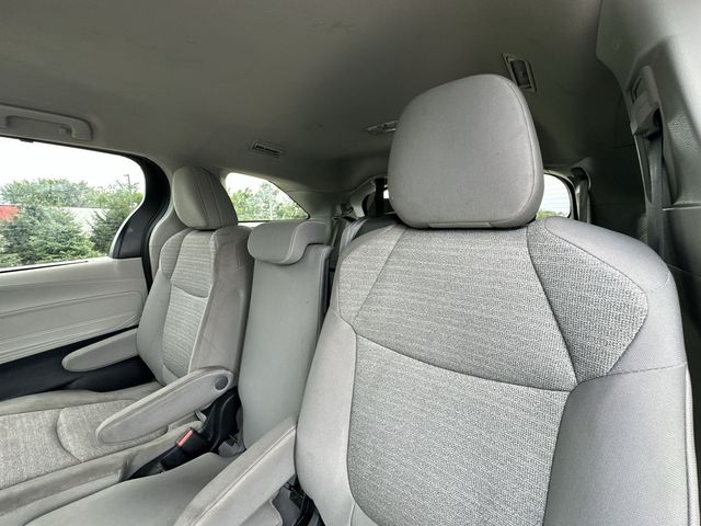 Thumbnail: 2023 Toyota Sienna - 10