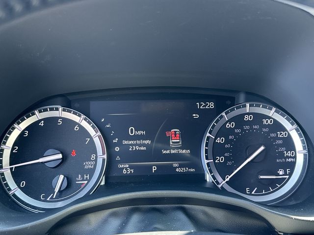 Thumbnail: 2022 Toyota Highlander - 13