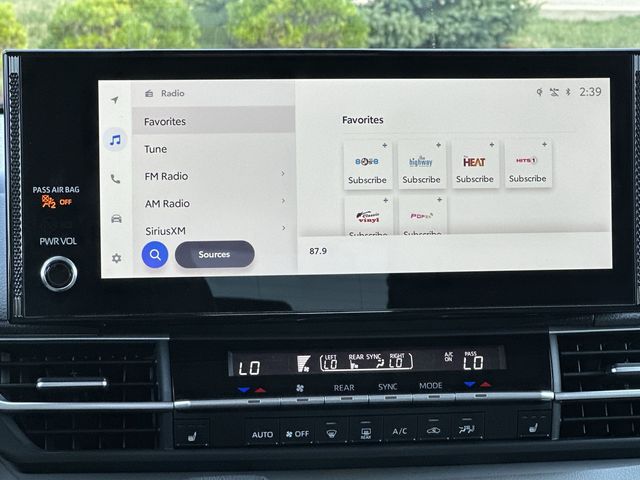 Thumbnail: 2026 Toyota Sienna - 12