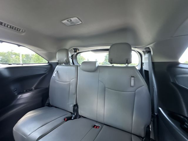 Thumbnail: 2026 Toyota Sienna - 11
