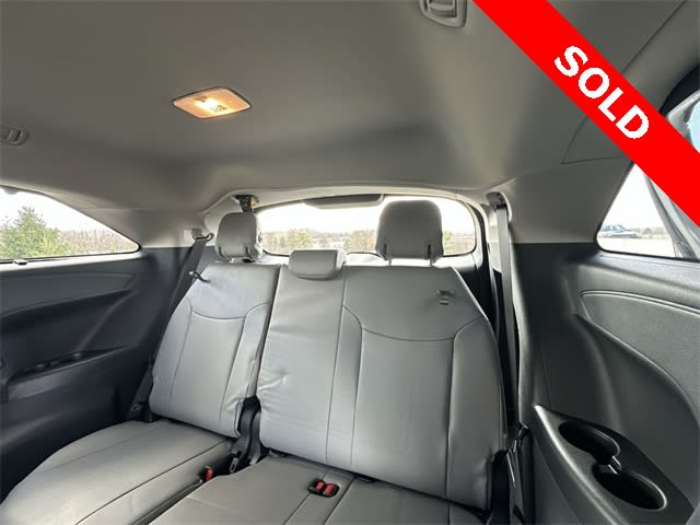 Thumbnail: 2026 Toyota Sienna - 10