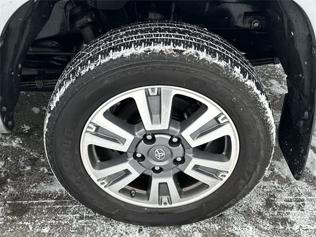 Thumbnail: 2018 Toyota Tundra - 8