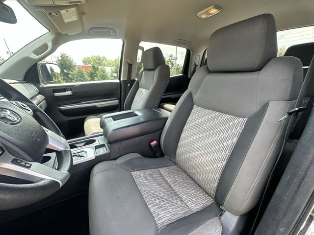 Thumbnail: 2018 Toyota Tundra - 10