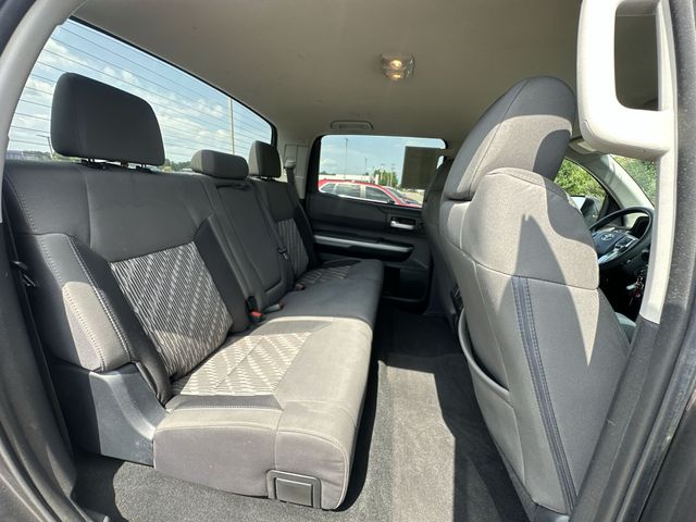 Thumbnail: 2018 Toyota Tundra - 25