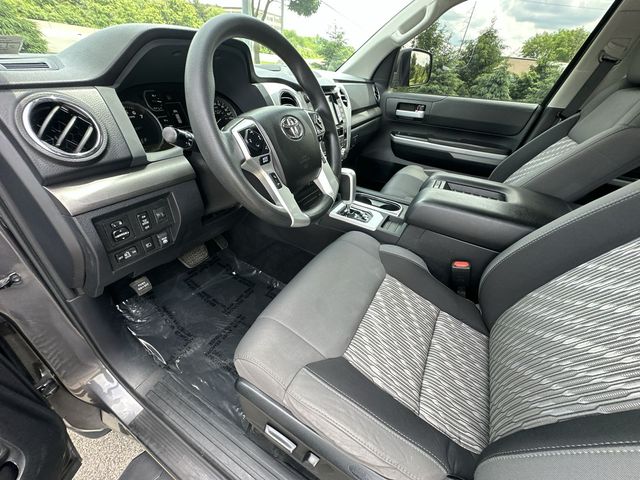 Thumbnail: 2021 Toyota Tundra - 10