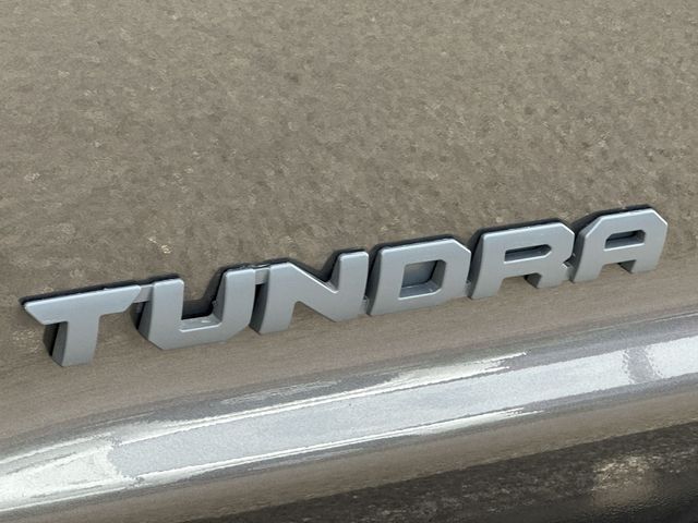 Thumbnail: 2021 Toyota Tundra - 7