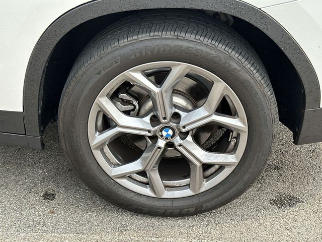 Thumbnail: 2023 BMW X3 - 8