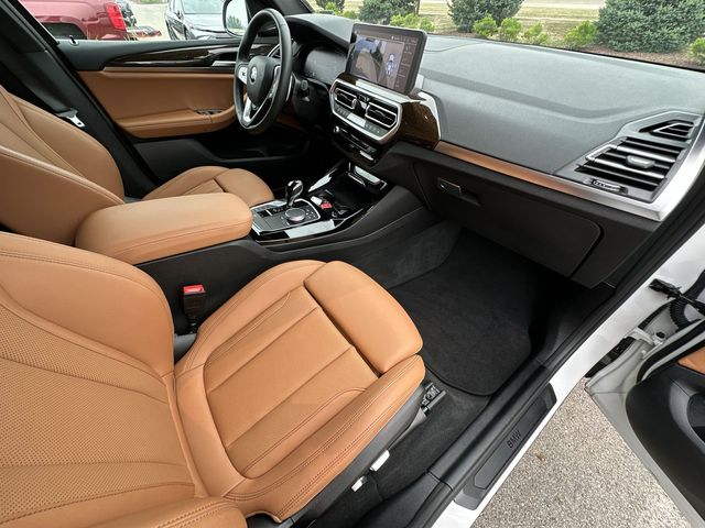 Thumbnail: 2023 BMW X3 - 26