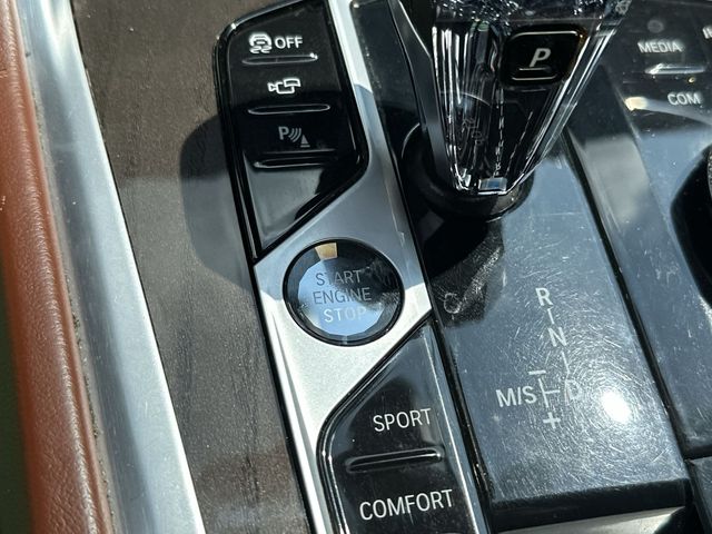 Thumbnail: 2023 BMW X6 - 12