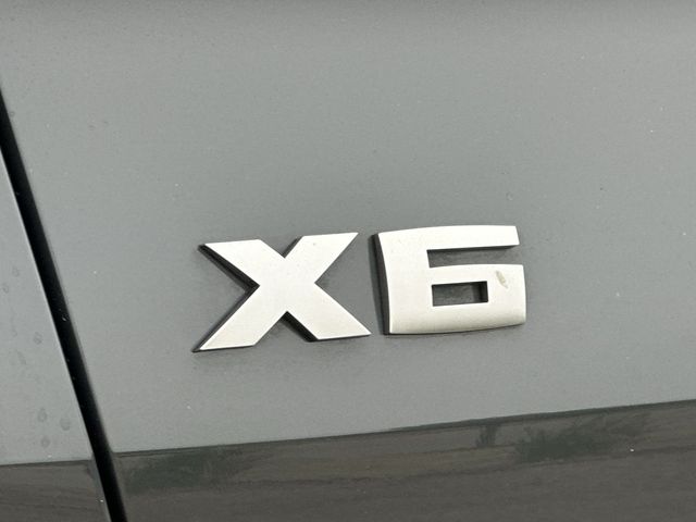 Thumbnail: 2022 BMW X6 - 23
