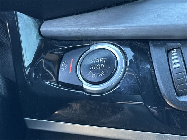 Thumbnail: 2015 BMW X5 - 17