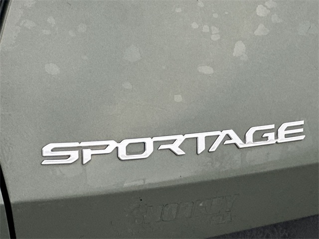 Thumbnail: 2023 Kia Sportage - 23