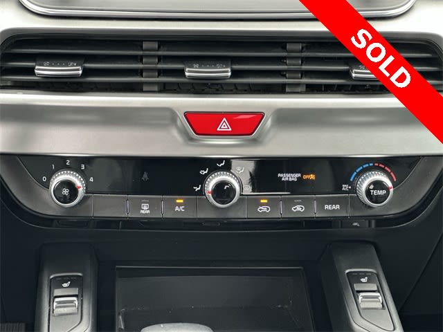 Thumbnail: 2021 Kia Telluride - 25