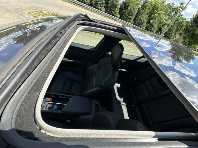 Thumbnail: 2024 Volvo S60 - 18
