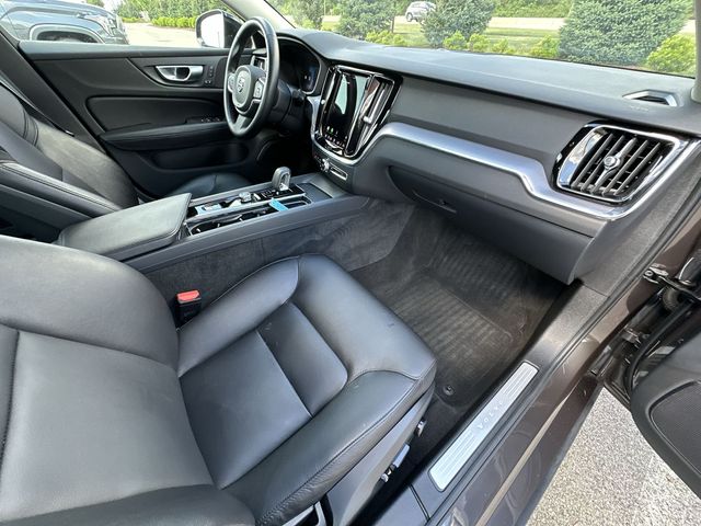 Thumbnail: 2024 Volvo S60 - 11