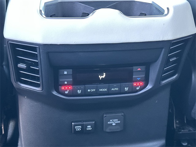 Thumbnail: 2024 Toyota Sequoia - 27