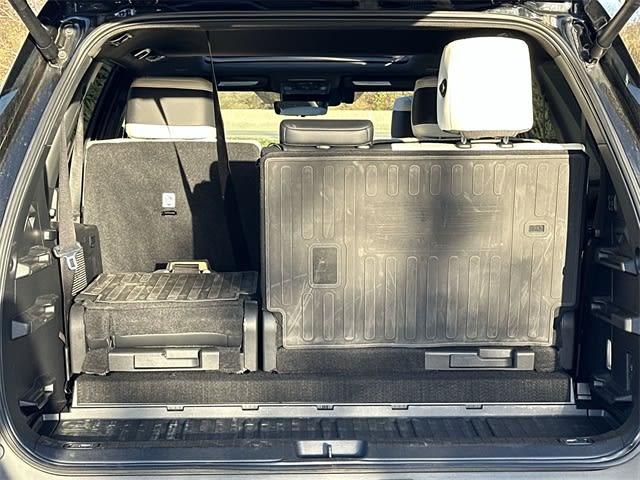 Thumbnail: 2024 Toyota Sequoia - 32